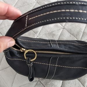 Coach small shoulder bag.